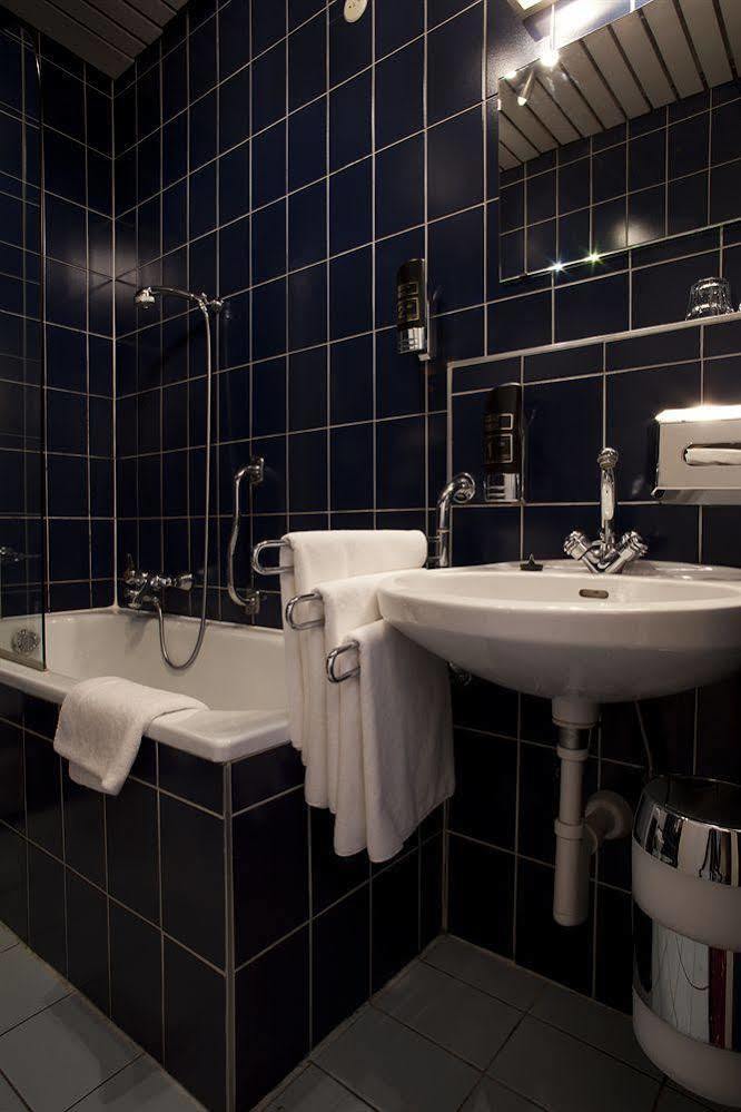 Couette-café Pharmador Vienne